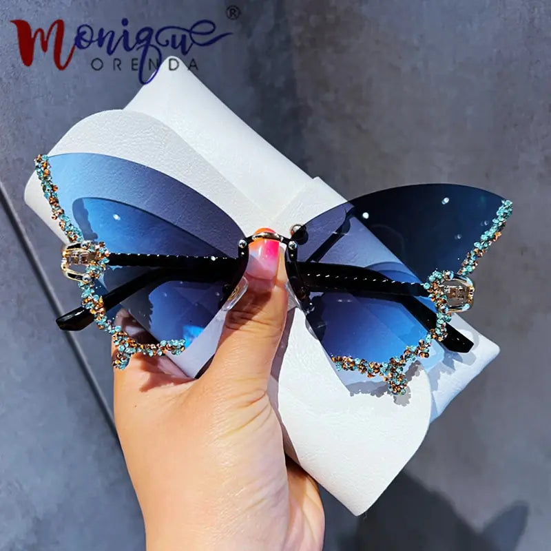 Lunettes de soleil papillon en diamant